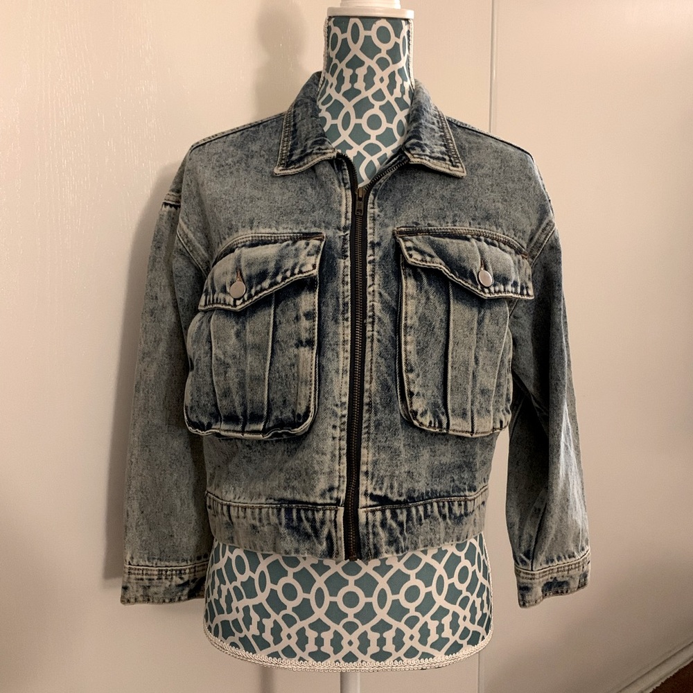2/$25 🆕Forever21 Jean Jacket